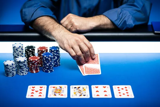 棋牌游戏